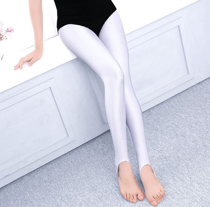 Лосины леггинсы с пяткой для гимнастики хореографии черные  белые