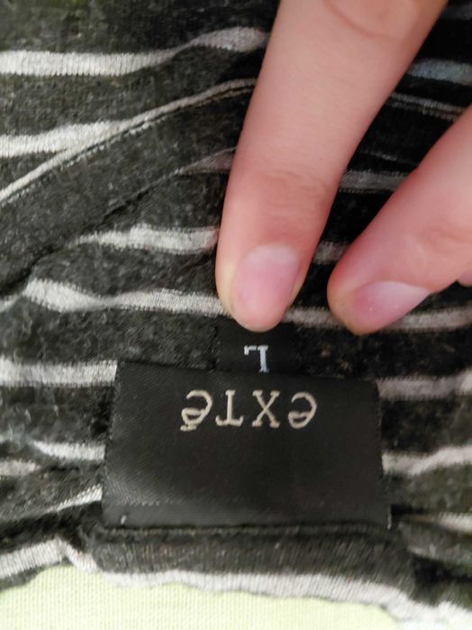 Плаття і футболка