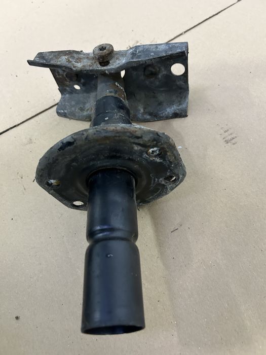 Odboje odboj zderzaka przod bmw e36