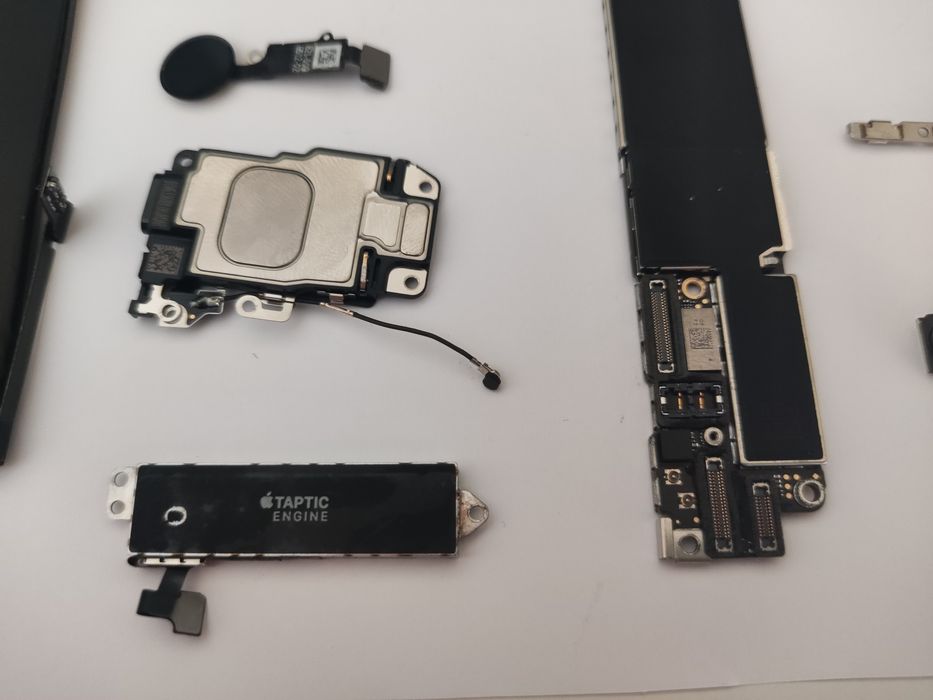 iPhone 7 Parts – View Prices64741094792322124