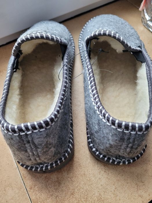 Bambosze damskie nowe  36