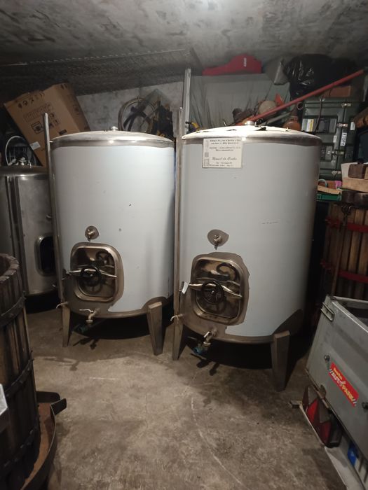 Cubas inox de 550  litros