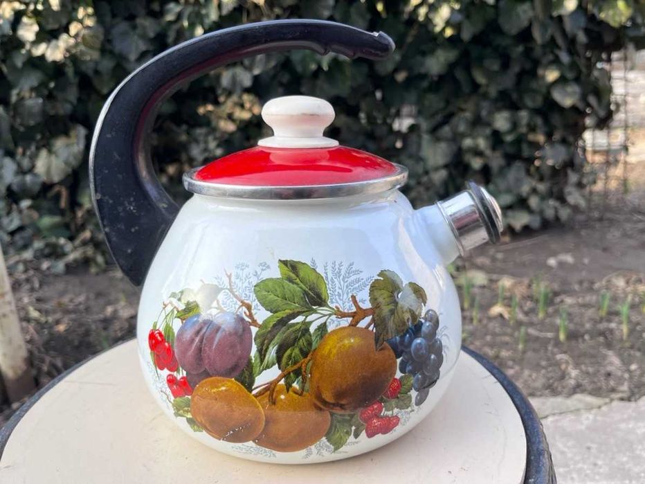 Чайник эмалированный 2,5 л.