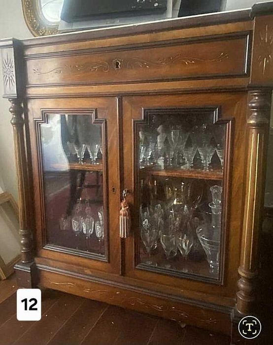 Moveis e artigos de decoração