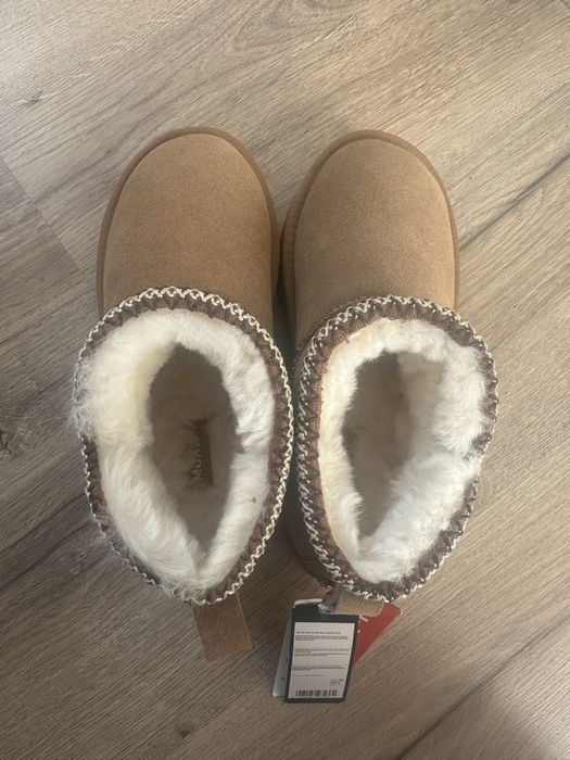 Продам угги Mexx