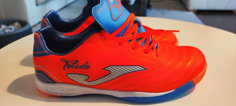 Nowe Halówki JOMA TOLEDO - Rozmiar 38 - Pomarańczowe/Neon