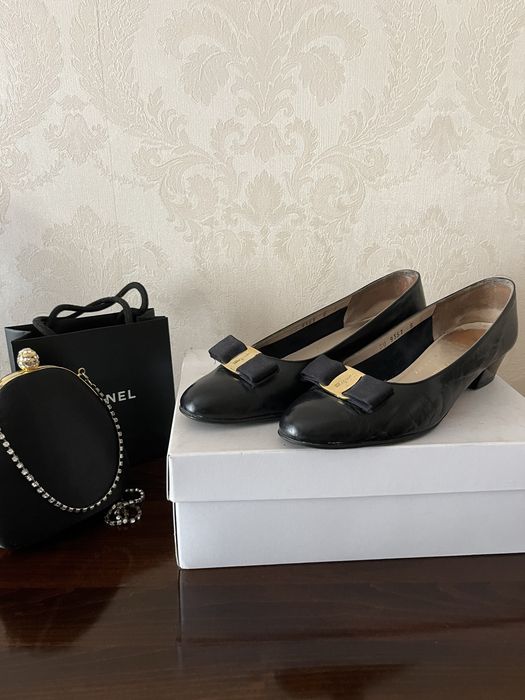 Брендові туфлі, salvatore ferragamo, Італія