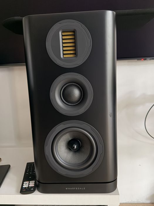 Kolumny Wharfedale EVO 5.2