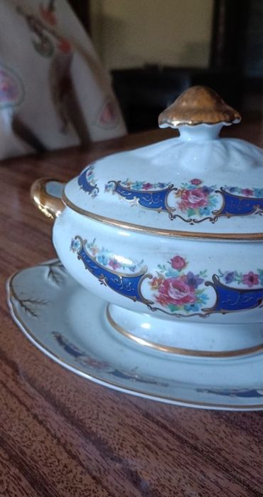 Molheira antiga porcelana
