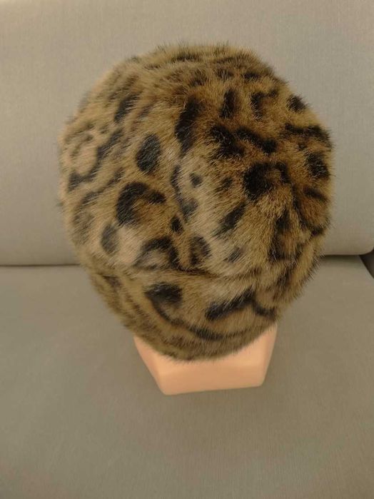 Czapka Futrzana Toczek Sztuczne Futro w Cętki Leoparda Zimowa 57-58 cm