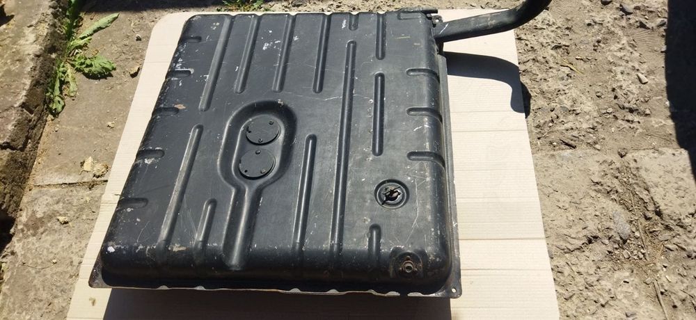 Zbiornik paliwa bak Wołga GAZ 24