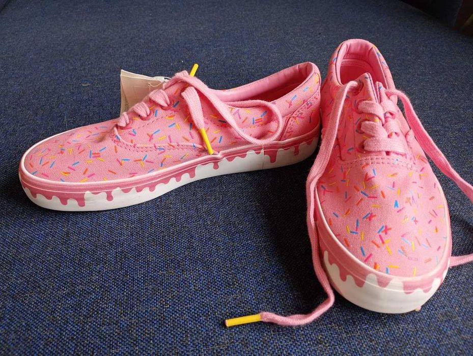 NOWE trampki Cropp donut różowe 36