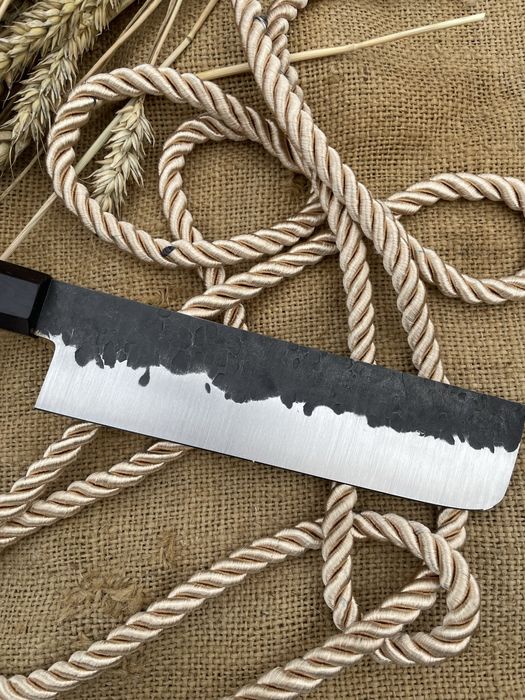 Кований ніж накірі з сталі N690 62-63hrc+кріо, ручної роботи з венге