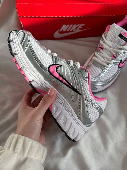 Жіночі Nike Air Max Moto 2K