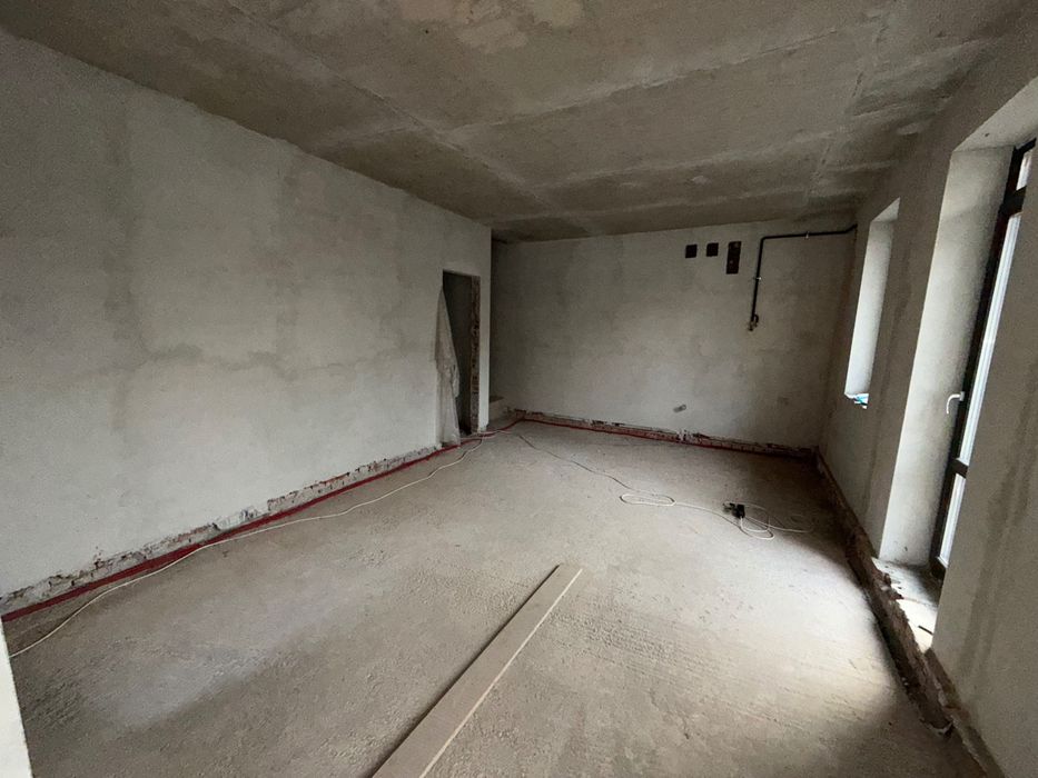 Продаж котеджу (дуплекс) 244 м2  вул. Каховська 2 пов. та мансарда