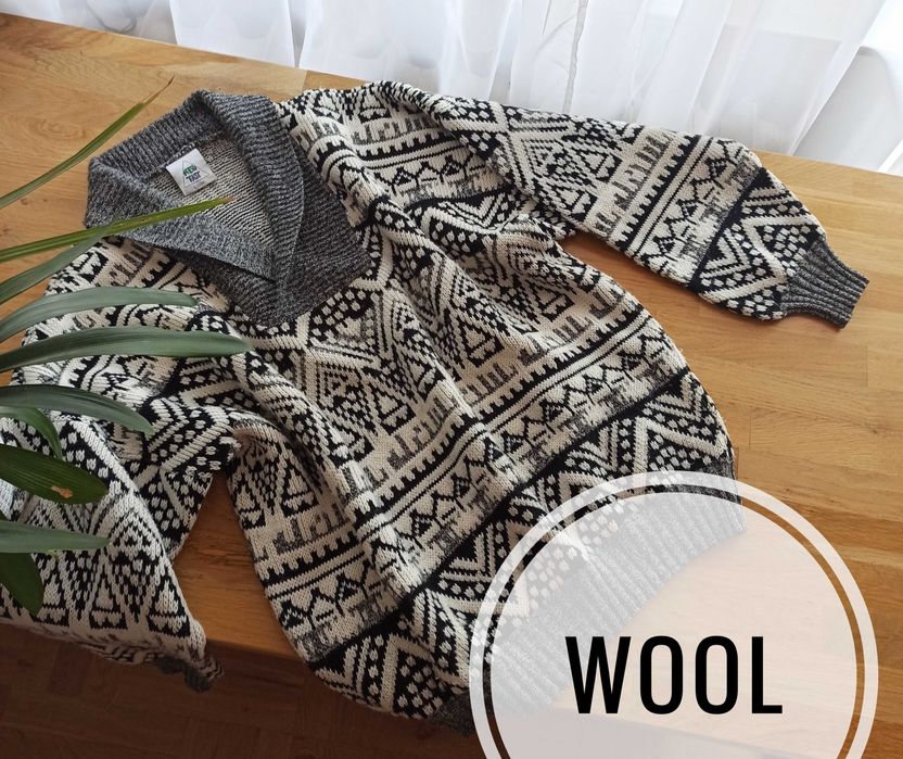 Czarno biały vintage sweter z wełną, casual retro sweter z kołnierzem