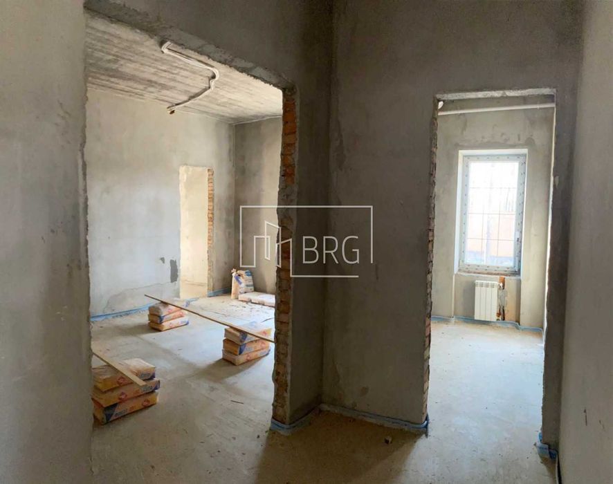 Дом на берегу Стугны 115 соток в соновом лесу Украинка без комиссии