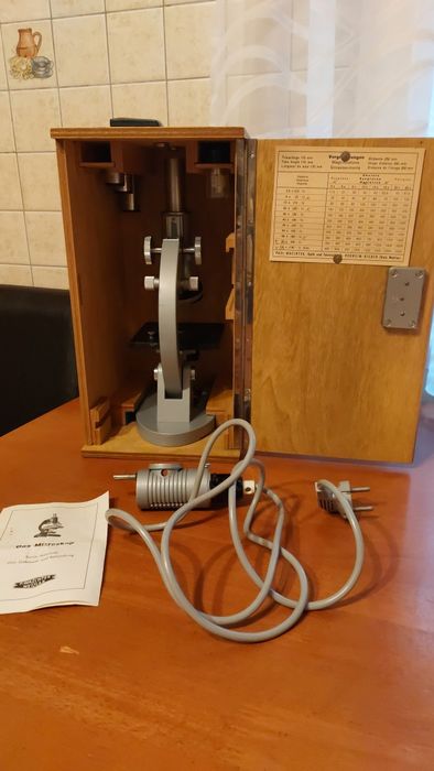 Antyczny mikroskop, zabytkowy stan idealny