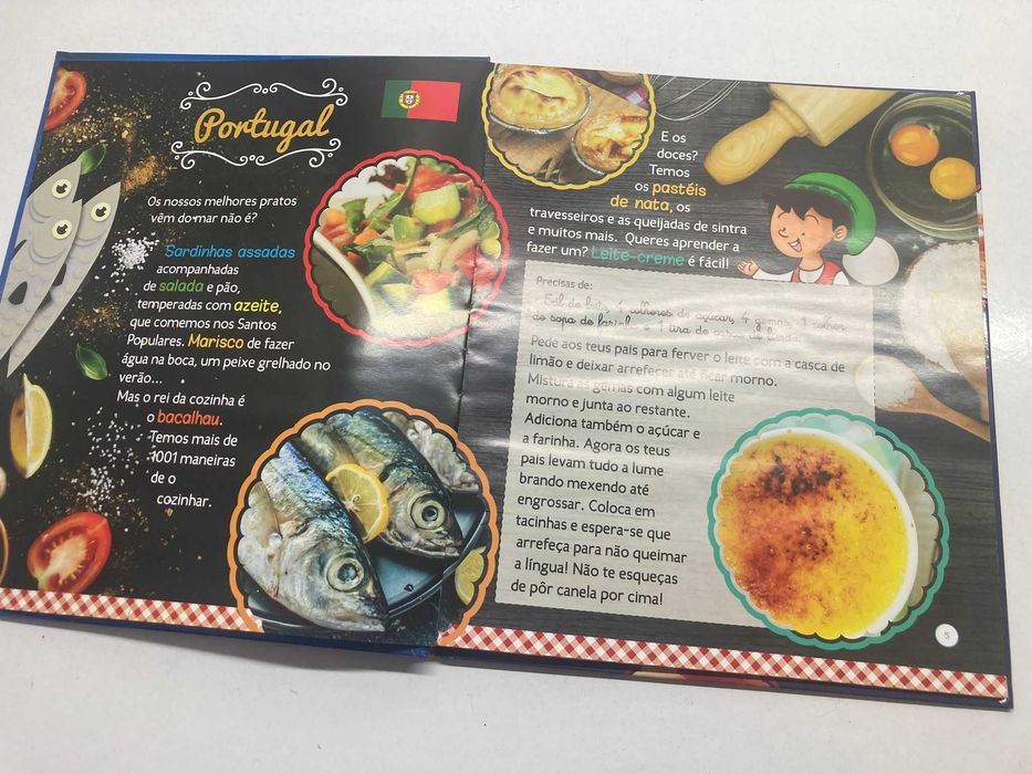 Livro - Comidas do Mundo para Miúdos e Miúdas