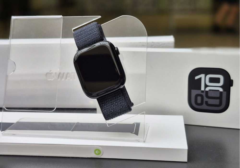 Apple Watch 10 - 46 mm | stan IDEALNY bez rys | Kondycja baterii 100 % | CZARNY