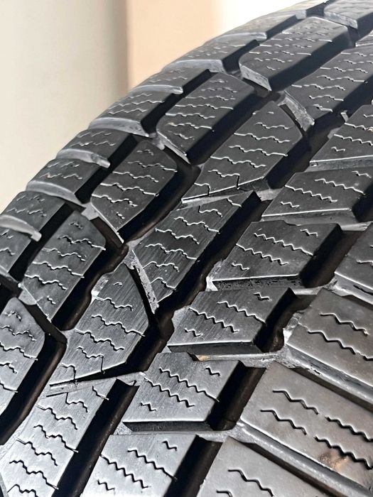 Pneus Continental ContiWinterContact - 235/45/17 - Como NOVOS
