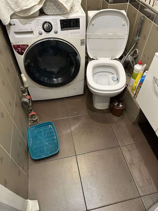 Продам двух комнатная квартира.на Варненской рядом с парком Горького Х