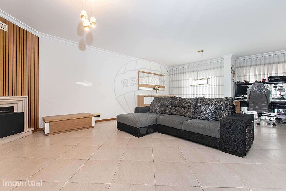 Apartamento T3 para venda — Queluz E Belas, Lisboa