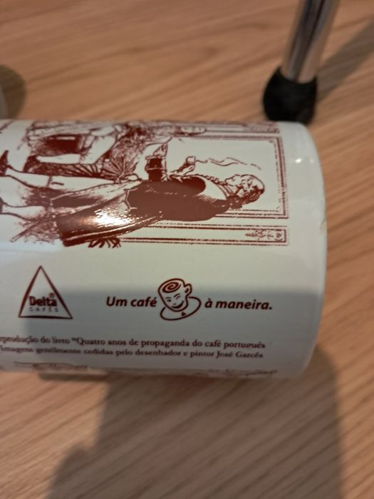 Vendo canecas originais