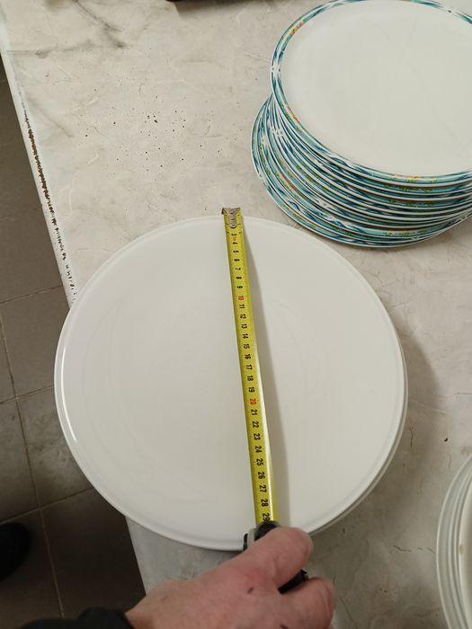 Sprzedam talerze na pizzę 30cm