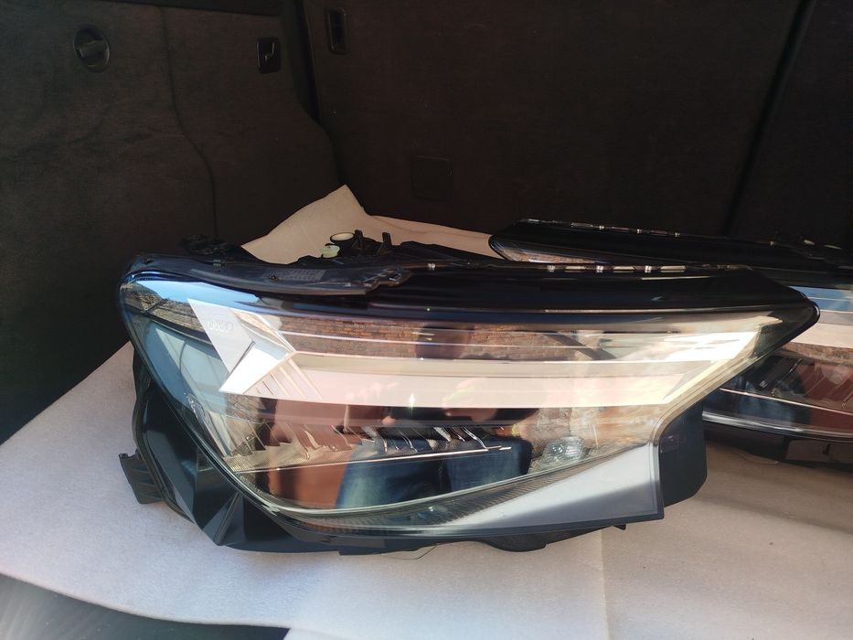 Фара audi q4 ауді Q4 Ауди Q4 etron етрон E-tron