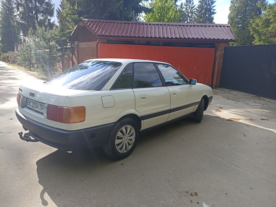 Продам Ауді 80  бочка