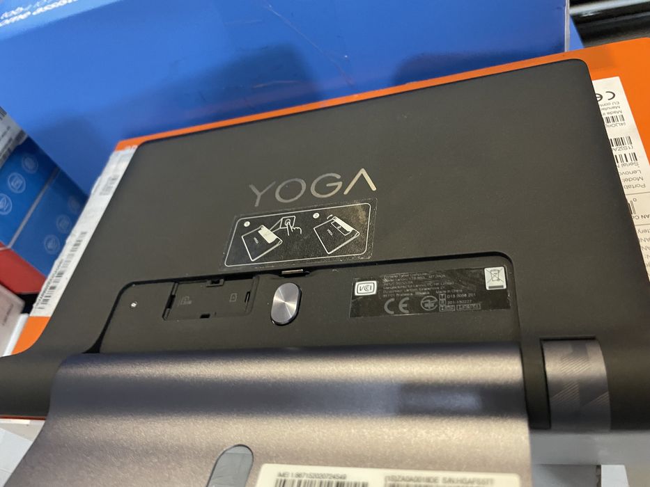 tablet Lenovo 8’ YOGA Tab 64gb windows 8 10