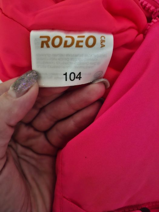 Зимовий костюм на дівчинку