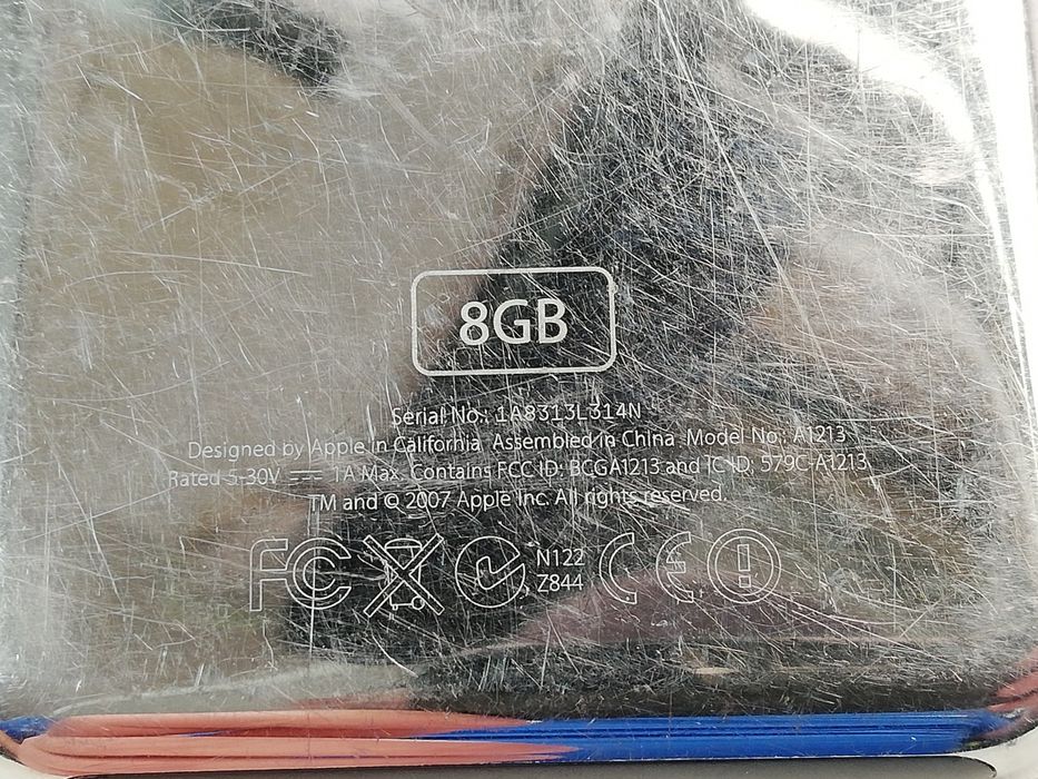 Apple iPod A1213 8gb