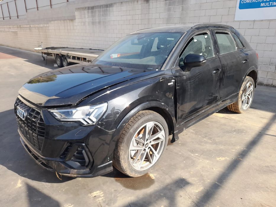 Para peças AUDI Q3 (F3B)