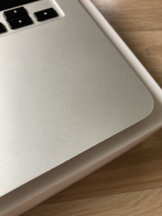 Macbook pro 13 2015 i5 8gb 128gb a1502