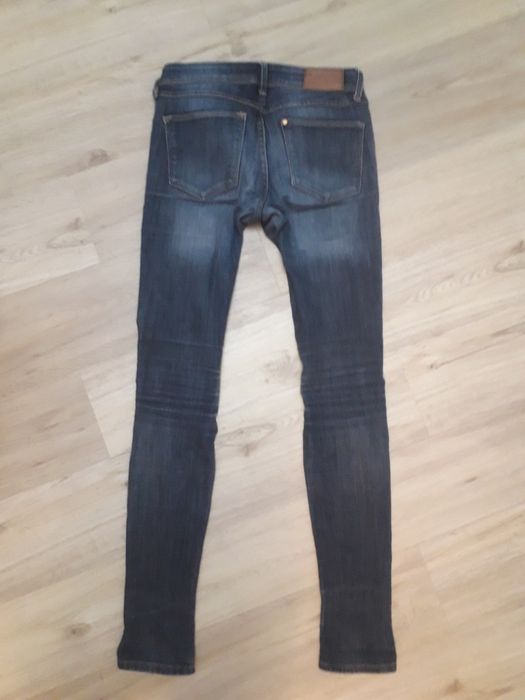 Spodnie jeansy firmy H&M