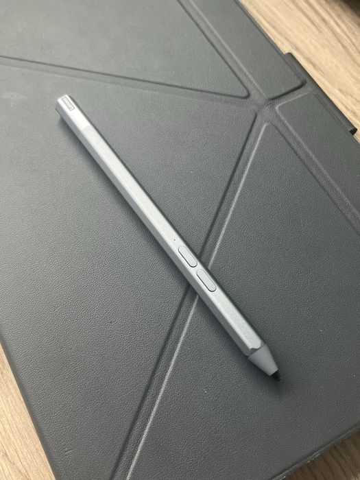 Lenovo pad p11 z rysikiem