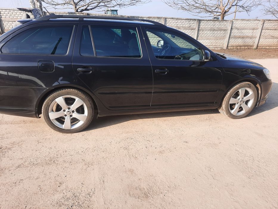 Skoda Octavia 2010 VIN TMBHJ61Z2B2035551 фото оголошення 10 з 15
