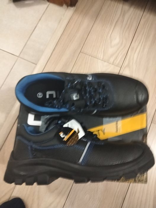 Buty robocze nowe rozmiar 43