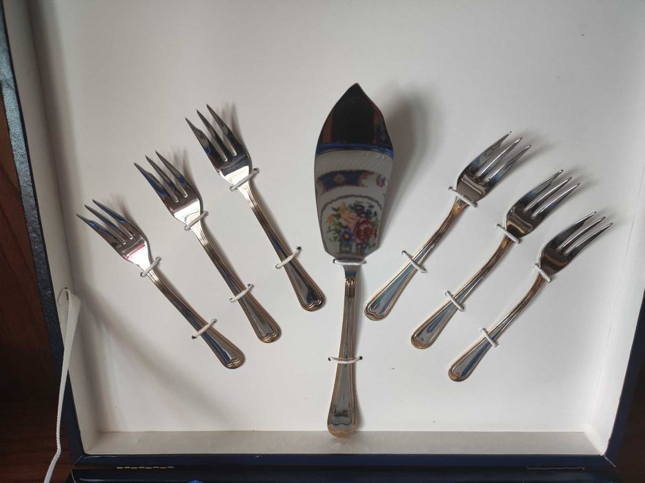 Conjunto de porcelana Limoges.