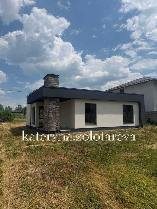 Продам  дом 108м2 в начале Большой Даниловки в коттеджном поселке с участком 10 соток!