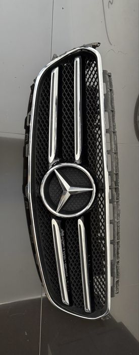 Grelha frontal mercedes E S213