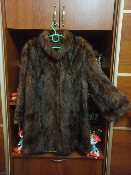 Продам шубу з хвостиків норки у гарному стані