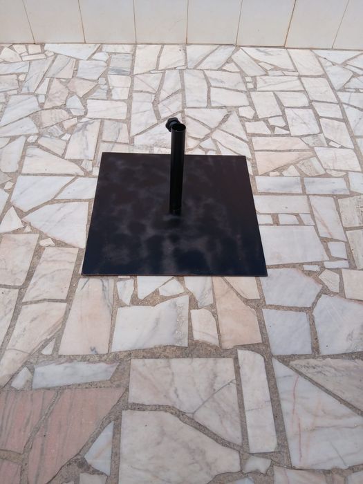 Base  Guarda-Sol / Sun Umbrella Support