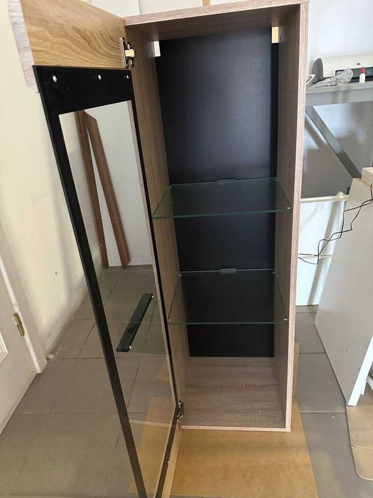 Вітрина Fever BRW з підсвіткою, 38х40х125 см, навісна вітрина