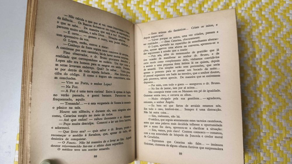 VINDIMA – 
Miguel Torga