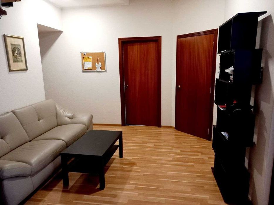 Ярославів Вал 21-Г  Центр Золоті Ворота Простора (229 кв м)