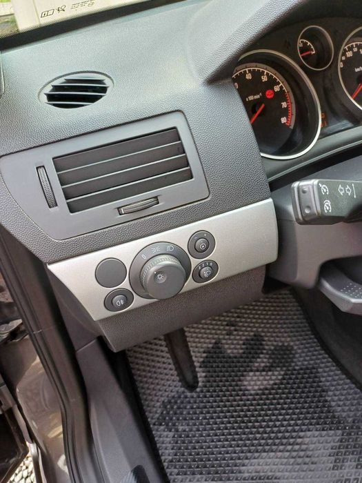 Продам авто Opel Astra h