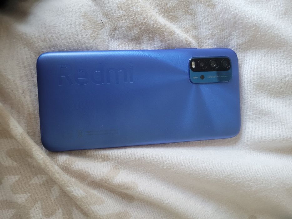 Atrapa telefonu Redmi